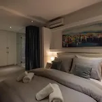 Guest house Rokos Superior Downtown - Comfortable With Private Bathrooms - Perfect Location For Exploring Diocletian's Palace And The Gastronomy Of Within Walking Distance 3*