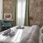 Guest house Rokos Superior Downtown - Comfortable With Private Bathrooms - Perfect Location For Exploring Diocletian's Palace And The Gastronomy Of Within Walking Distance