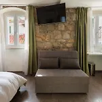 Guest house Rokos Superior Downtown - Comfortable With Private Bathrooms - Perfect Location For Exploring Diocletian's Palace And The Gastronomy Of Within Walking Distance Split