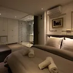 Rokos Superior Downtown - Comfortable With Private Bathrooms - Perfect Location For Exploring Diocletian's Palace And The Gastronomy Of Within Walking Distance Split